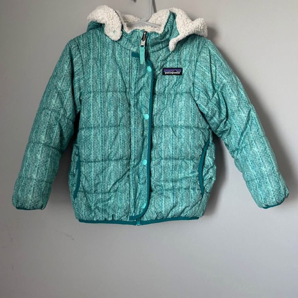 Girls Patagonia Coat size 5 - Reversible!